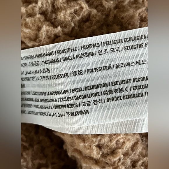 Hollister shearling jacket - Picture 2 of 8